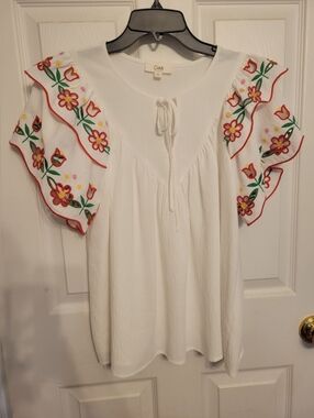Oddi White Embroidered Flutter-Sleeve Blouse with Tie Neck